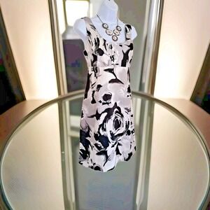 New York & Company Dress 10 Black Floral Empire Waist Sleeveless Sheath Cocktail